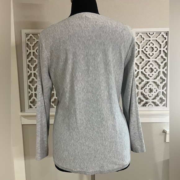 Gray Top - Picture 4 of 7